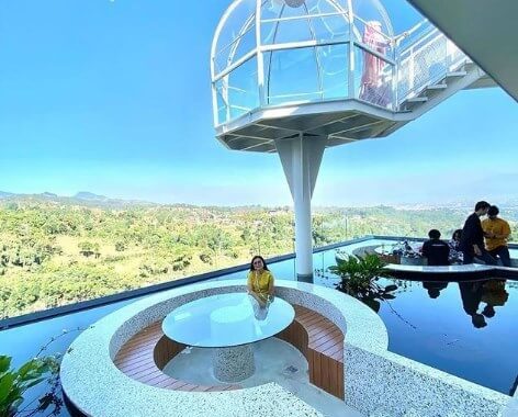 Cafe Sudut Pandang Punclut, Review, Lokasi dan Harga Menu